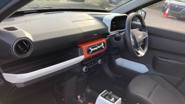 Dacia Spring 27kWh Expression 65 48kW 5dr Auto Electric Hatchback